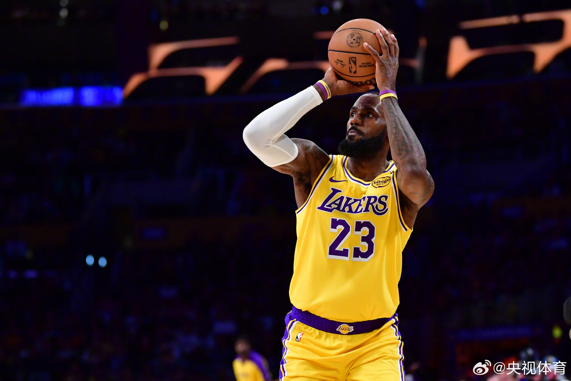 九游- 詹姆斯新球队 