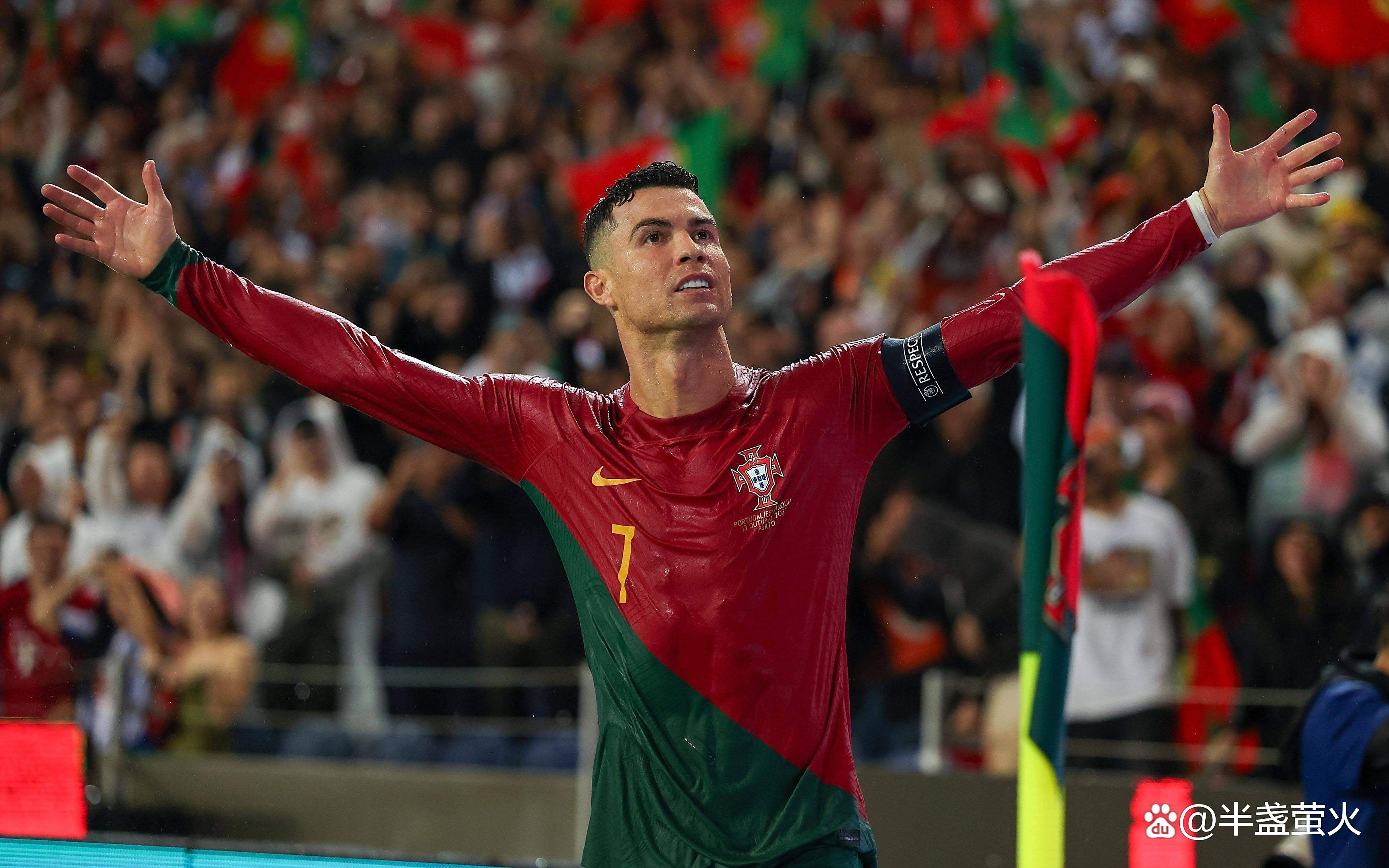 关于C罗迎来十赛季高光表现,加拿大队球迷沸腾!的信息 关于C罗迎来十赛季高光表现,加拿大队球迷沸腾!的信息