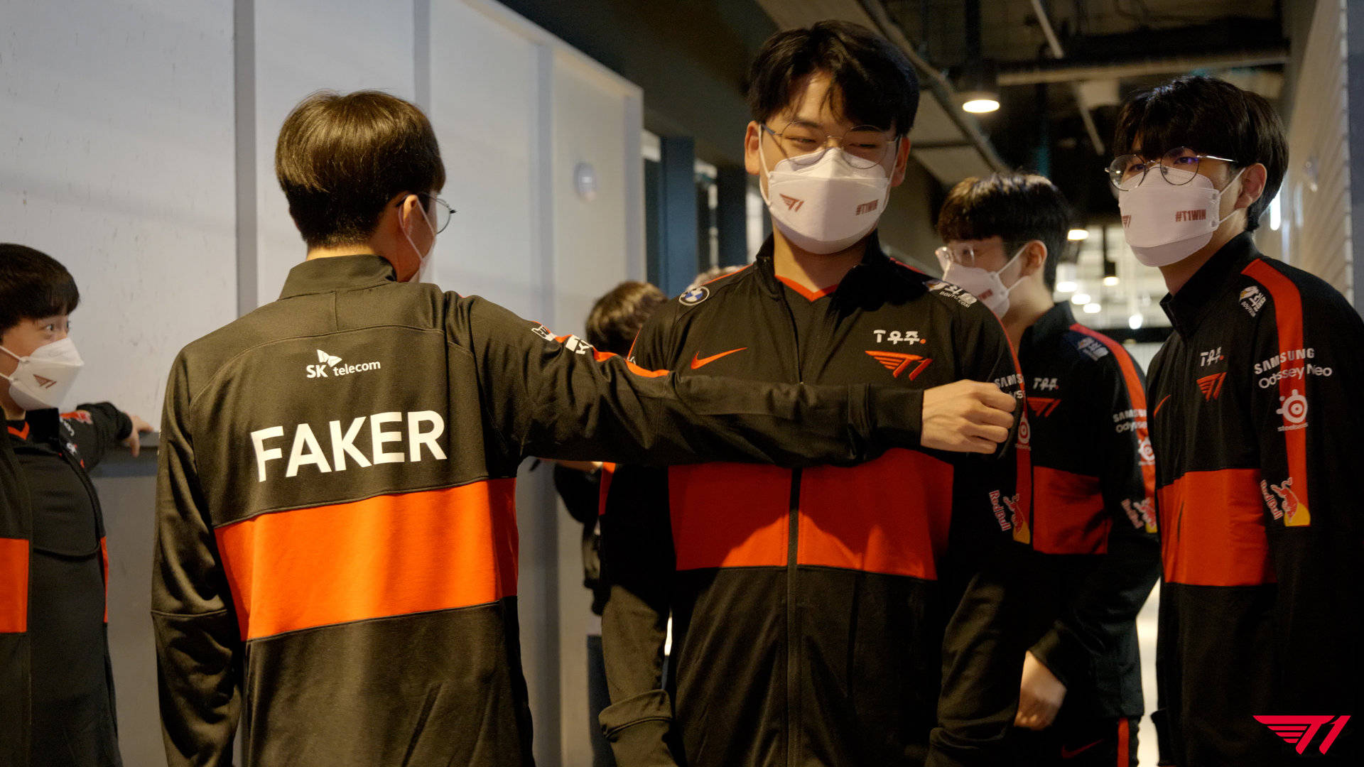 包含Faker在拜仁比赛中大胜,连败引发热议!的词条 包含Faker在拜仁比赛中大胜,连败引发热议!的词条